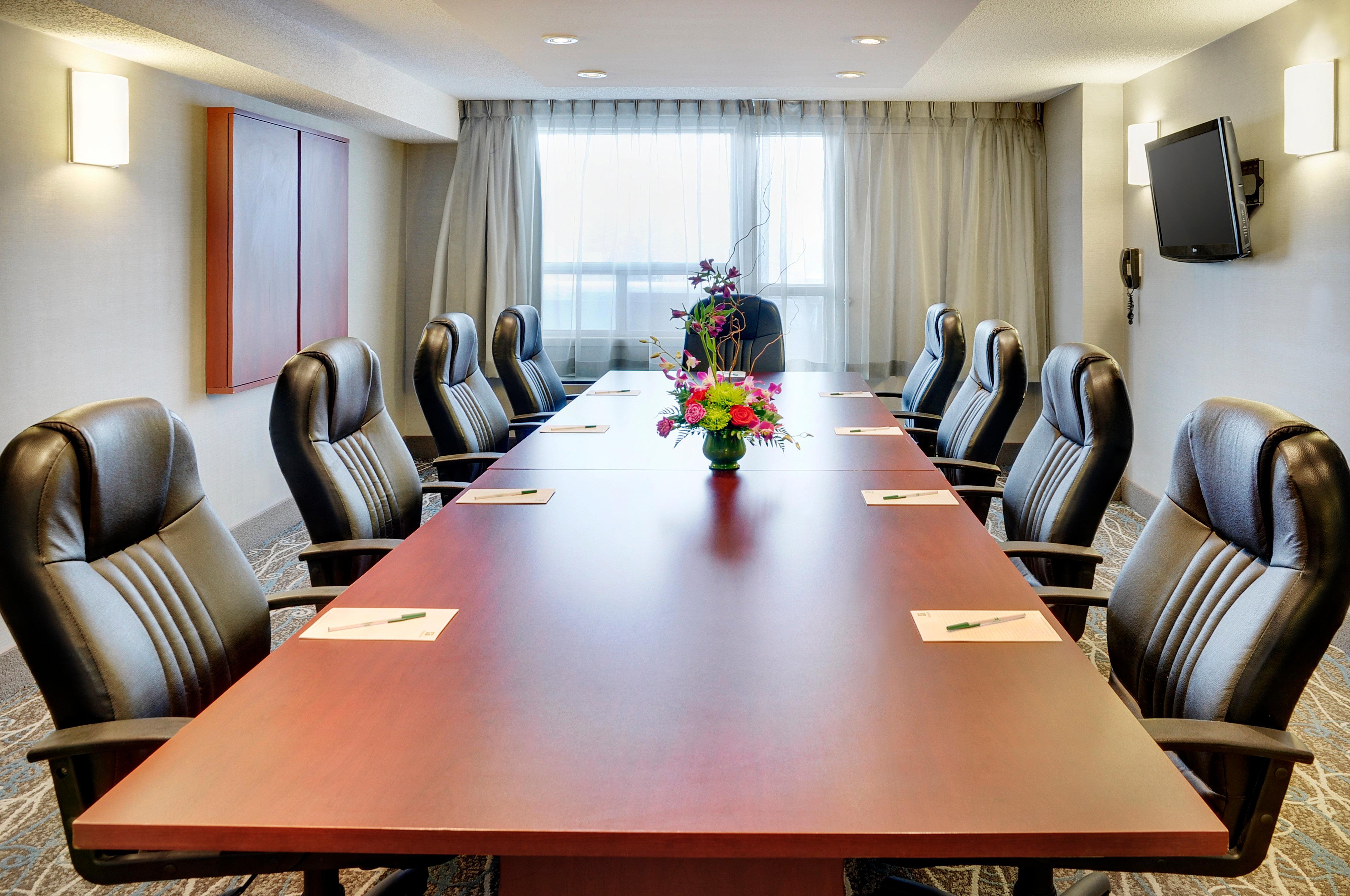Holiday Inn Hotel & Suites London By Ihg Exteriör bild