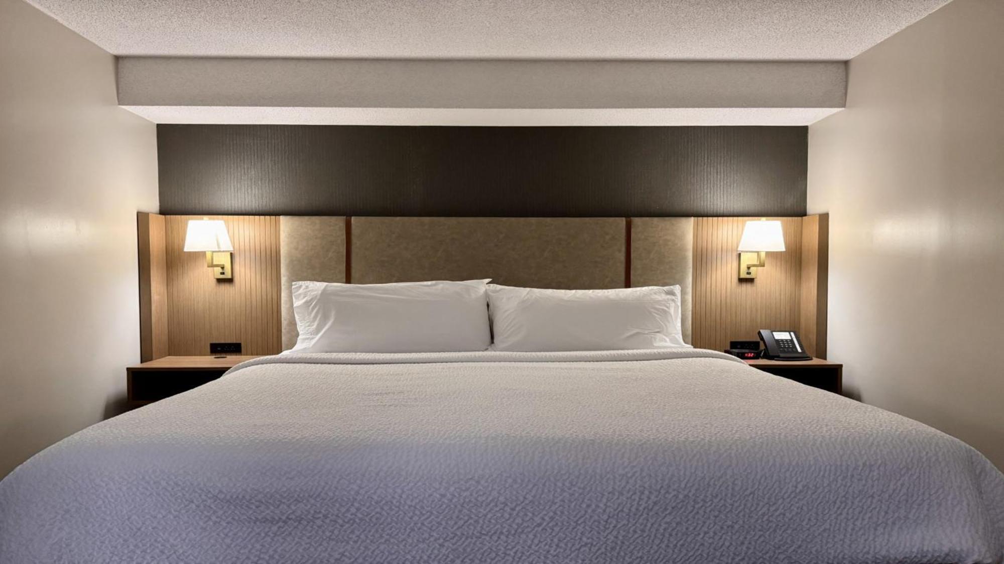 Holiday Inn Hotel & Suites London By Ihg Exteriör bild