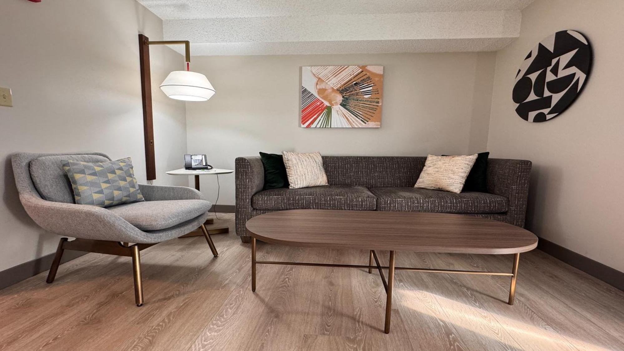 Holiday Inn Hotel & Suites London By Ihg Exteriör bild